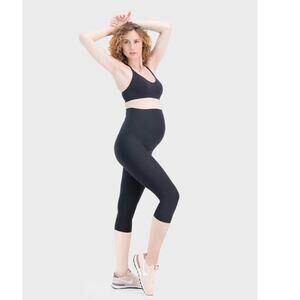 Glowe Black Maternity Leggings Capri 19” S